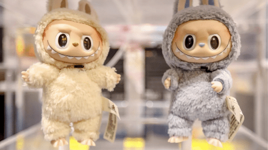 Labubu Doll Trend: डरावनी और शैतानी स्माइल वाली गुड़िया बनी फैशन का हिस्सा